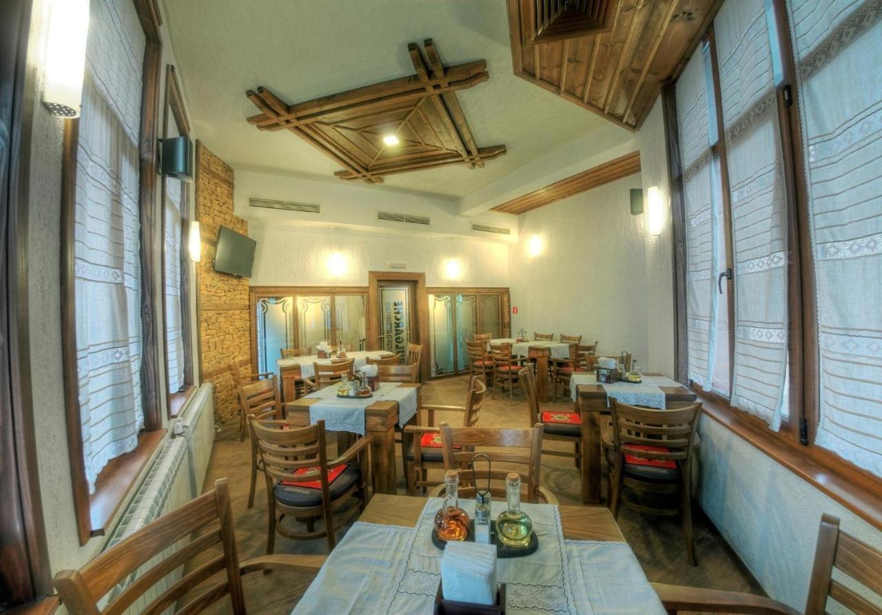 Българче Хотел - Ресторант Smolyan Bagian luar foto
