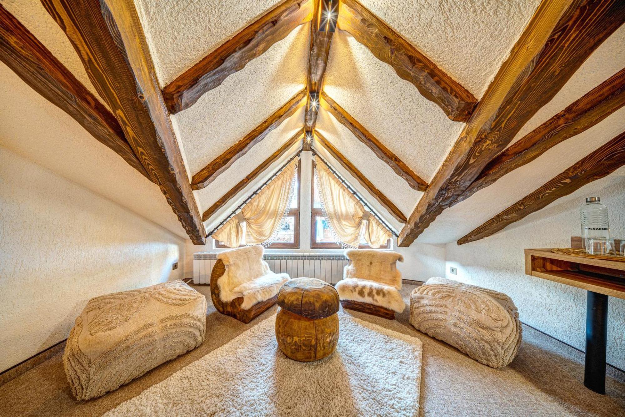 Българче Хотел - Ресторант Smolyan Bagian luar foto